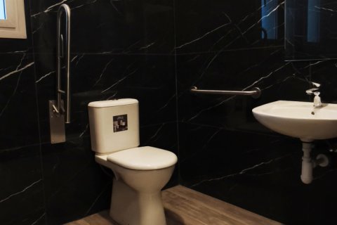 4 rooms Office in Aglandjia, Nicosia,  No. 50663 21