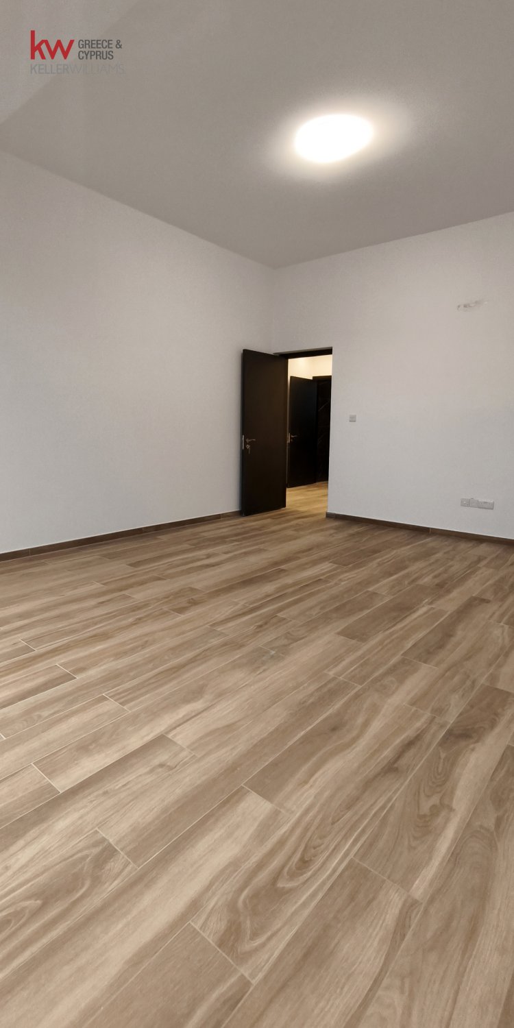 Офис с 4 комнатами в Агландзия, Никосия, Кипр № 50663
