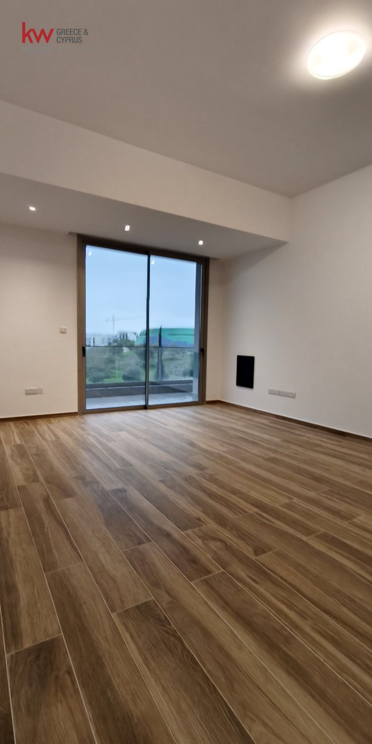 Офис с 4 комнатами в Агландзия, Никосия, Кипр № 50663
