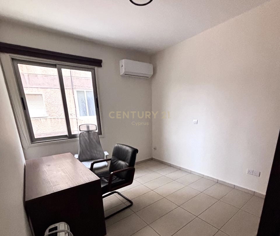 2 dormitorios Apartamento en Larnaca, Larnaka, Chipre No. 57197