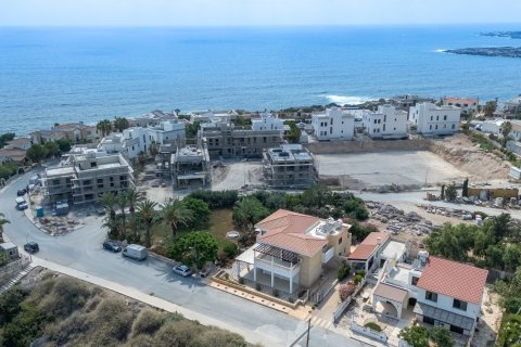 5 bedrooms Villa in Coral Bay, Pegeia, Paphos,  No. 47150 3