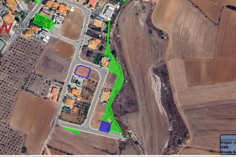 561m2 Land in Lakatamia, Nicosia,  No. 39596