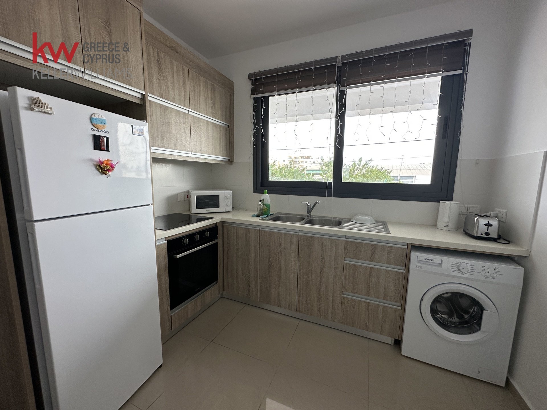 2 bedrooms Apartment in Larnaca, Larnaka, Cyprus No. 39599