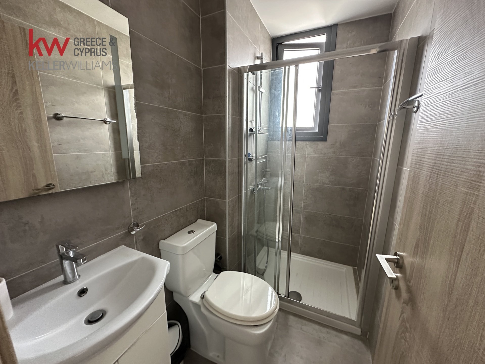 2 bedrooms Apartment in Larnaca, Larnaka, Cyprus No. 39599