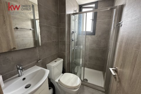 2 bedrooms Apartment in Larnaca, Larnaka,  No. 39599 13