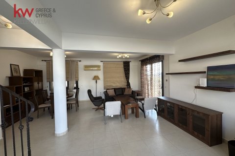 3 bedrooms Townhouse in Livadia, Nicosia,  No. 39597 2