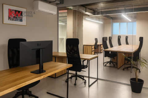 650m2 Office in Larnaca, Larnaka,  No. 39877 5