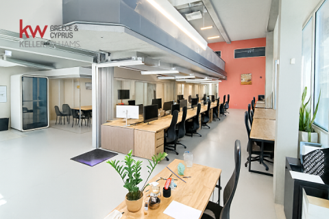 650m2 Office in Larnaca, Larnaka,  No. 39877