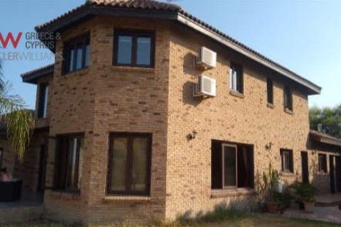 4 bedrooms Villa in Anglisides, Larnaka,  No. 39872 3