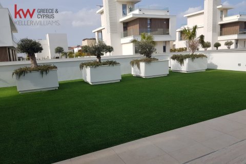 4 bedrooms Villa in Pervolia, Larnaka,  No. 39873 8