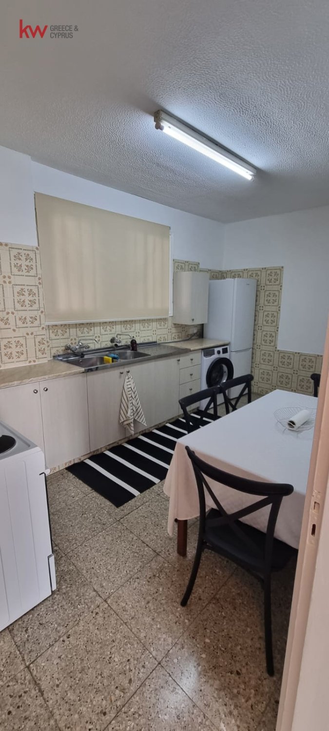 Квартира с 2 спальнями в Ларнака, Кипр № 52153