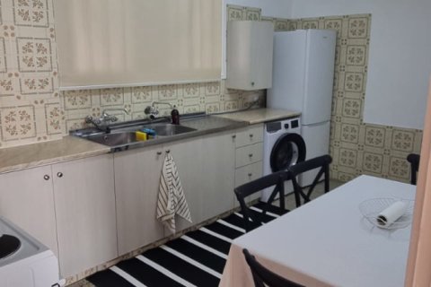 2 bedrooms Apartment in Larnaca, Larnaka,  No. 52153 7