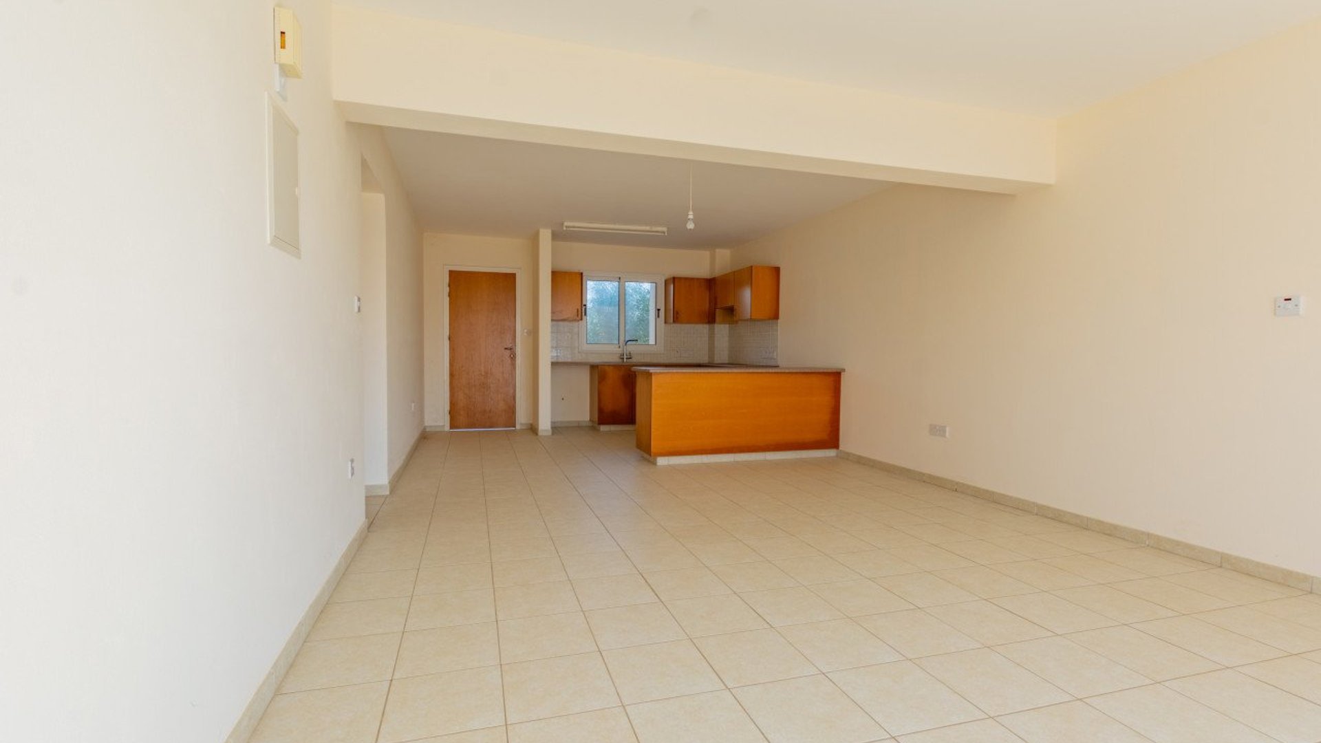 Квартира 80м2 в Айя Напа, Аммохостос, Кипр № 28339