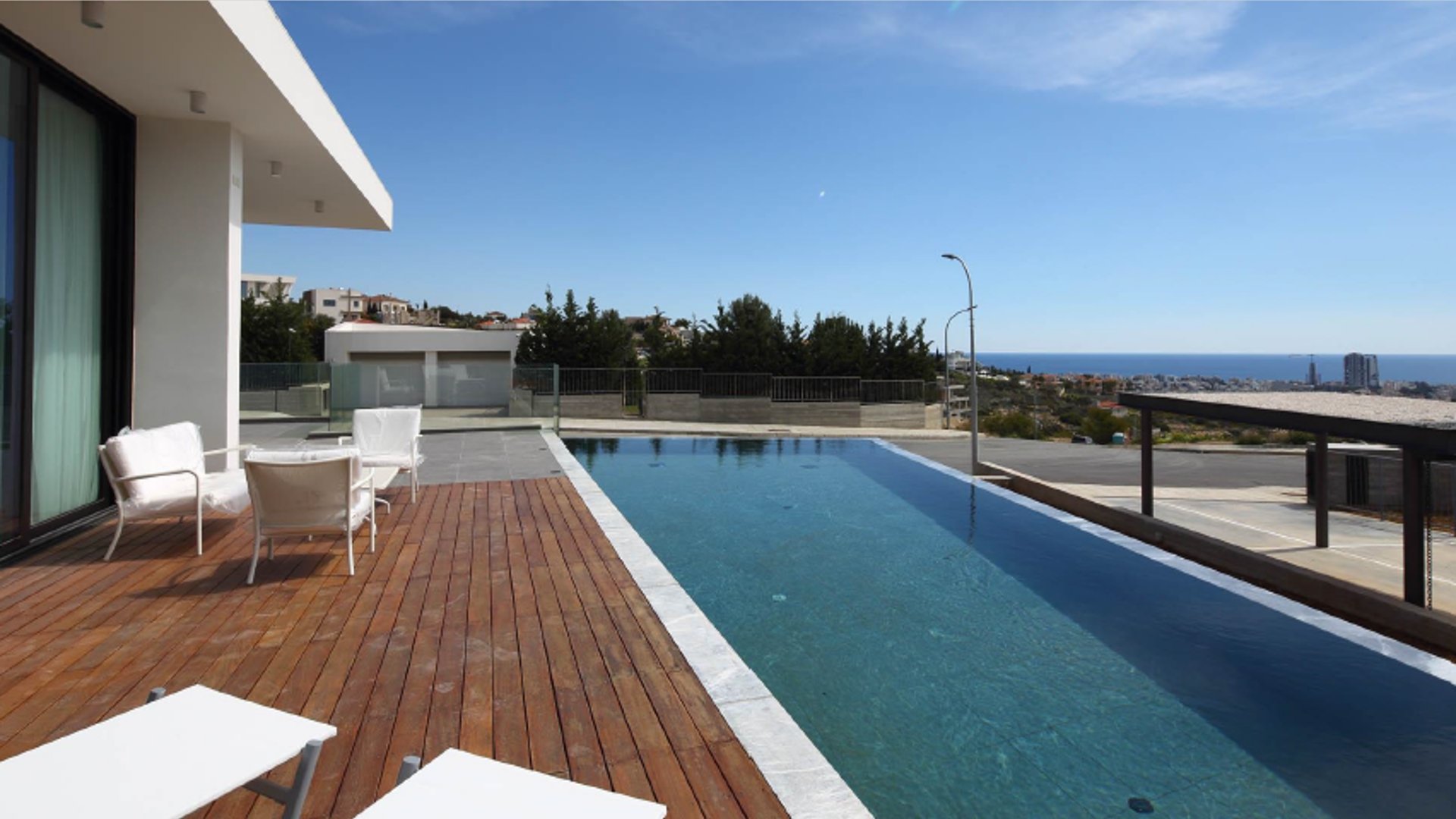 4 bedrooms Villa in Germasogeia, Limassol, Cyprus No. 28654