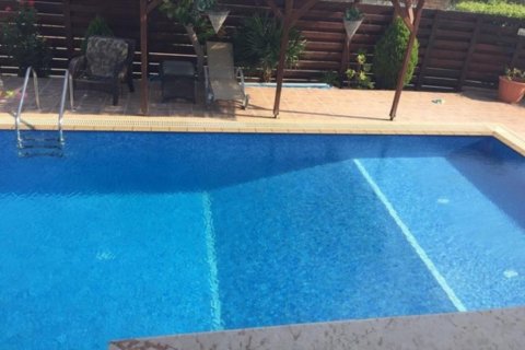 Вилла с 4 спальнями в Лимассол, Лимасол,  № 38328 10