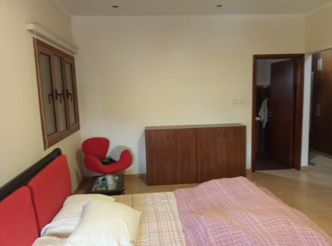 3 bedrooms Villa in Nicosia, Cyprus No. 38333