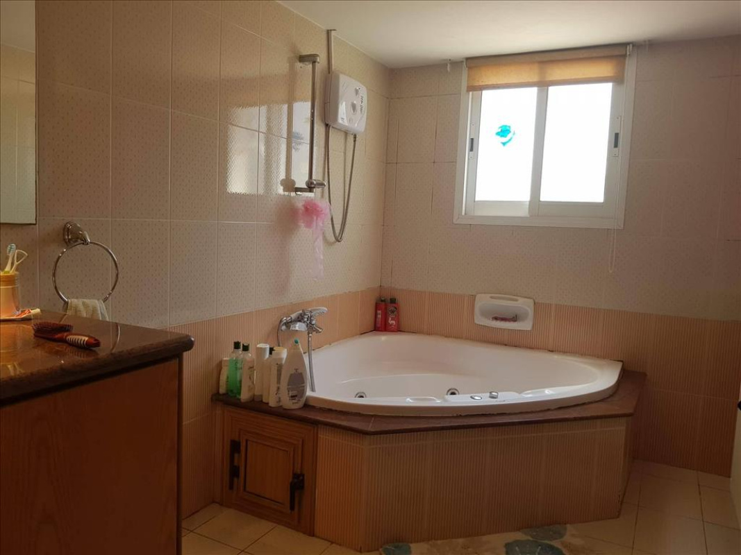 320m2 Villa en Limassol, Chipre No. 38330