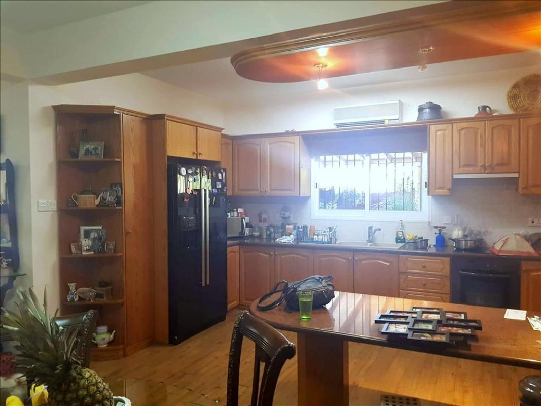 320m2 Villa en Limassol, Chipre No. 38330