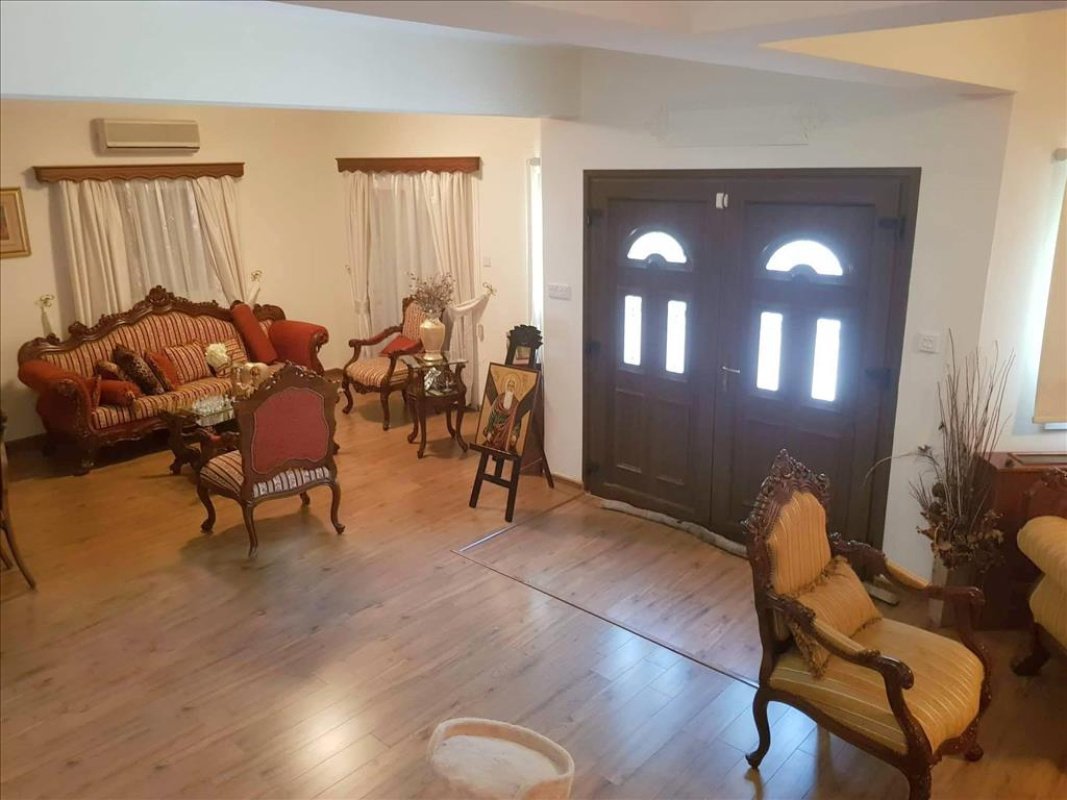 320m2 Villa en Limassol, Chipre No. 38330