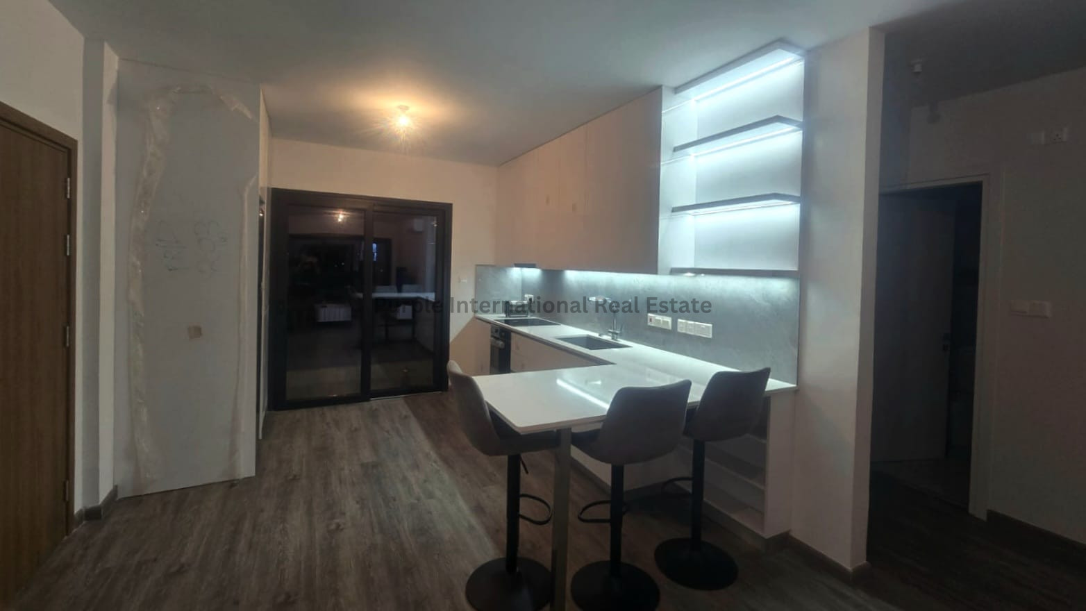 2 dormitorios Apartamento en Larnaca, Larnaka, Chipre No. 56482
