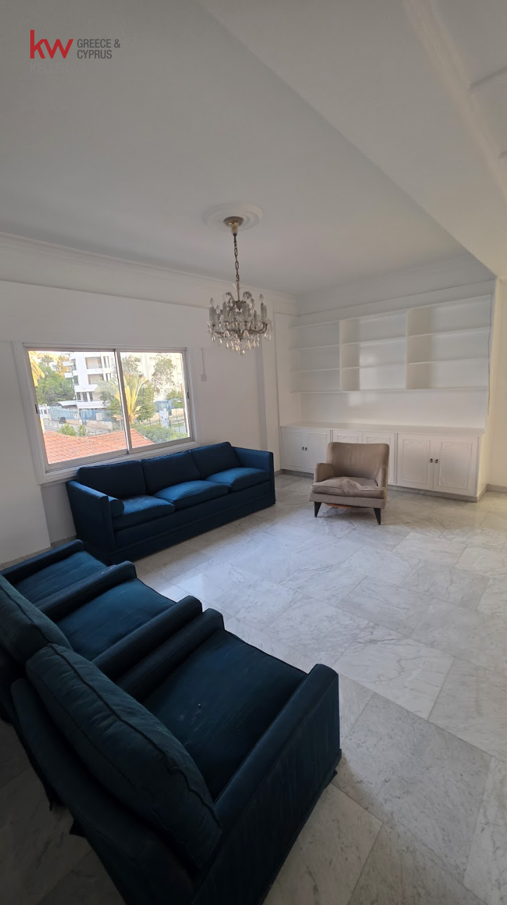 9 rooms Office in Nicosia, Cyprus No. 51809