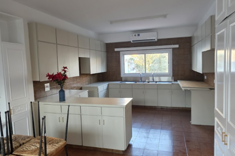 9 rooms Office in Nicosia,  No. 51809 15