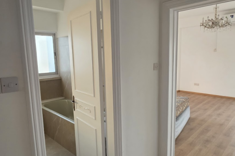 9 rooms Office in Nicosia,  No. 51809 10