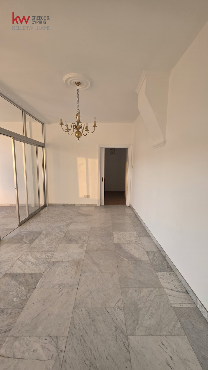 9 rooms Office in Nicosia, Cyprus No. 51809