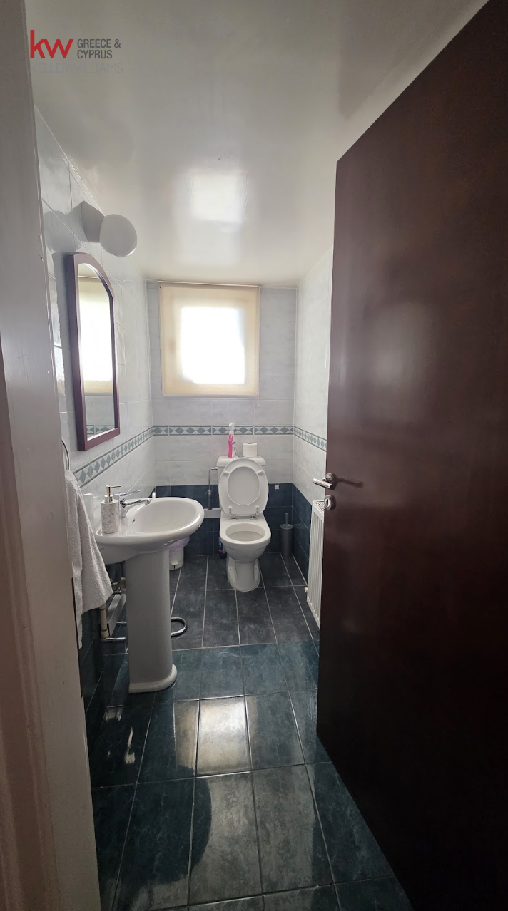 452m2 Commercial property in Aglandjia, Nicosia, Cyprus No. 51814