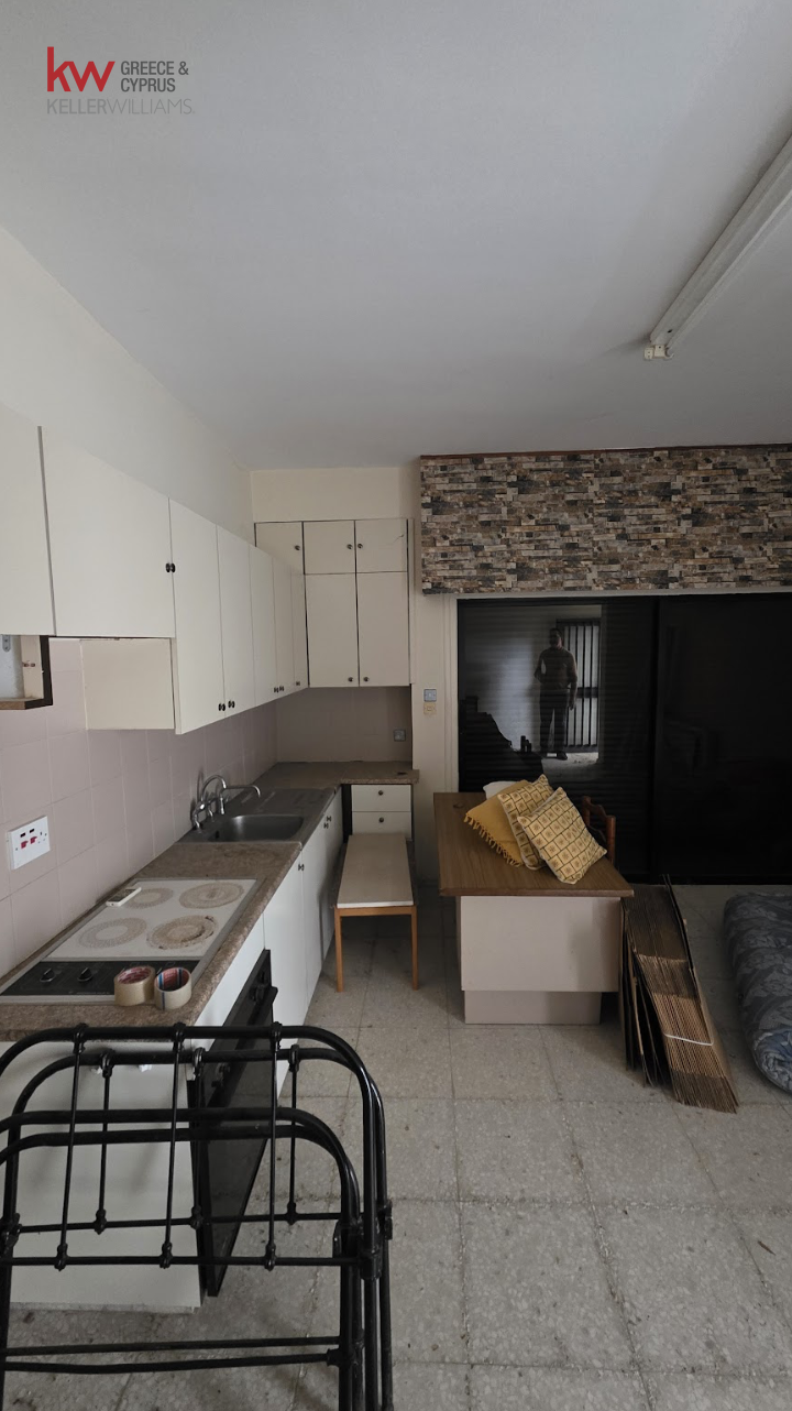 452m2 Commercial property in Aglandjia, Nicosia, Cyprus No. 51814