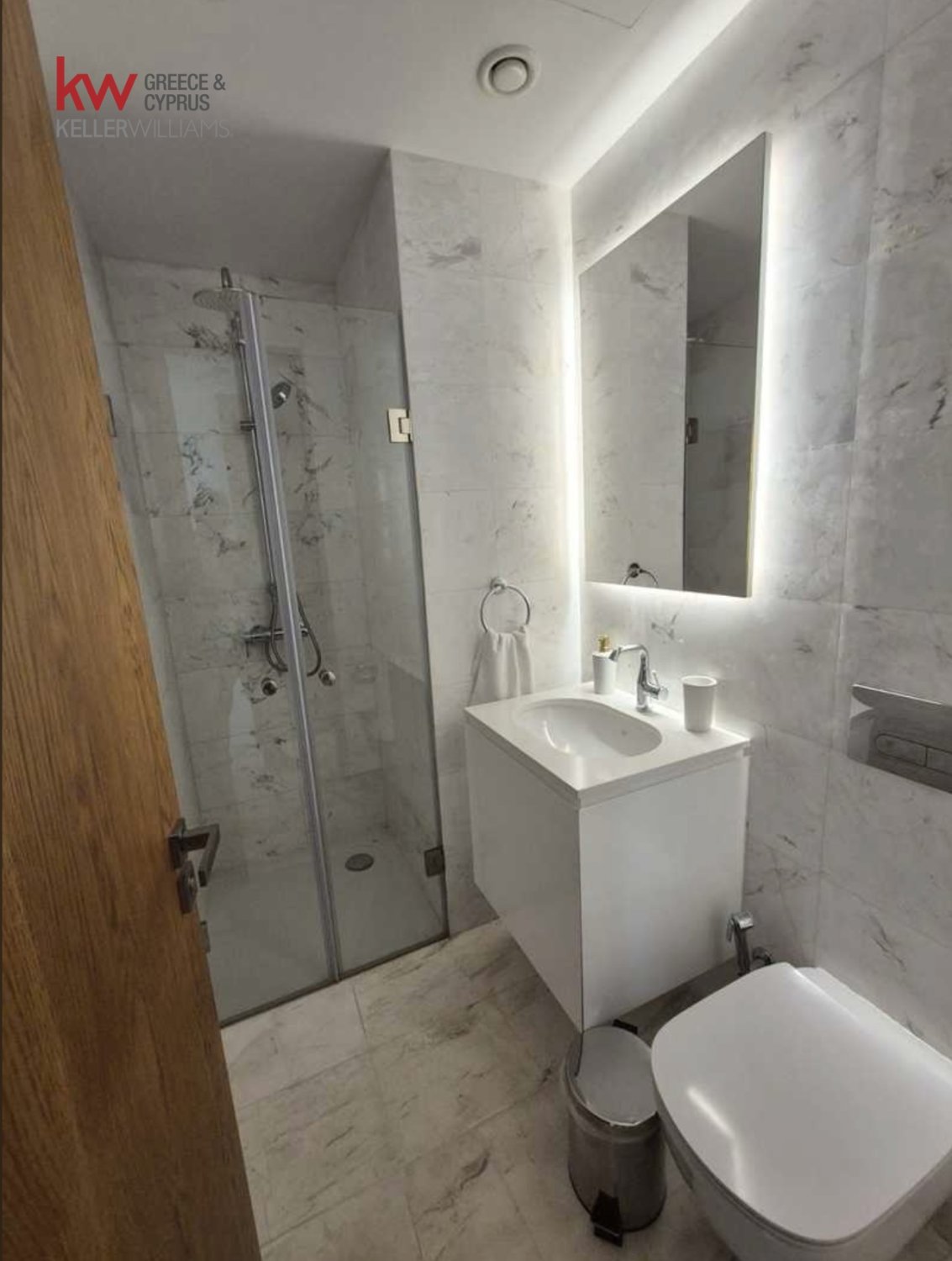 2 bedrooms Apartment in Larnaca, Larnaka, Cyprus No. 51811