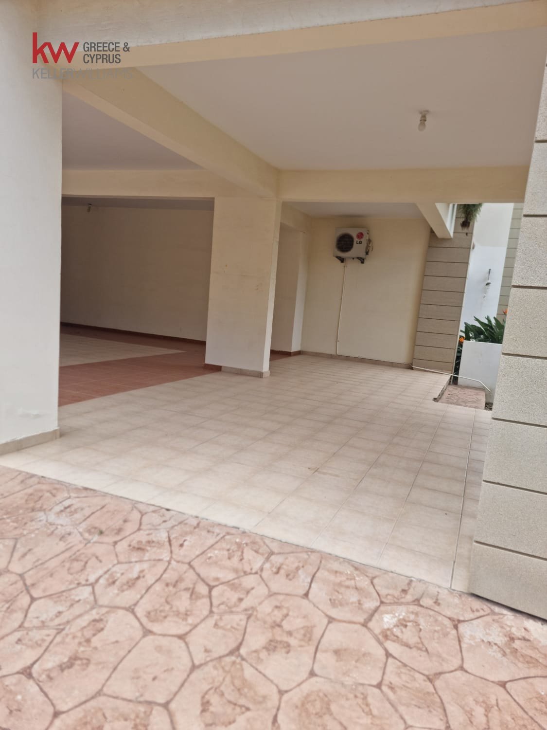 4 dormitorios Apartamento en Livadia, Nicosia, Chipre No. 51815