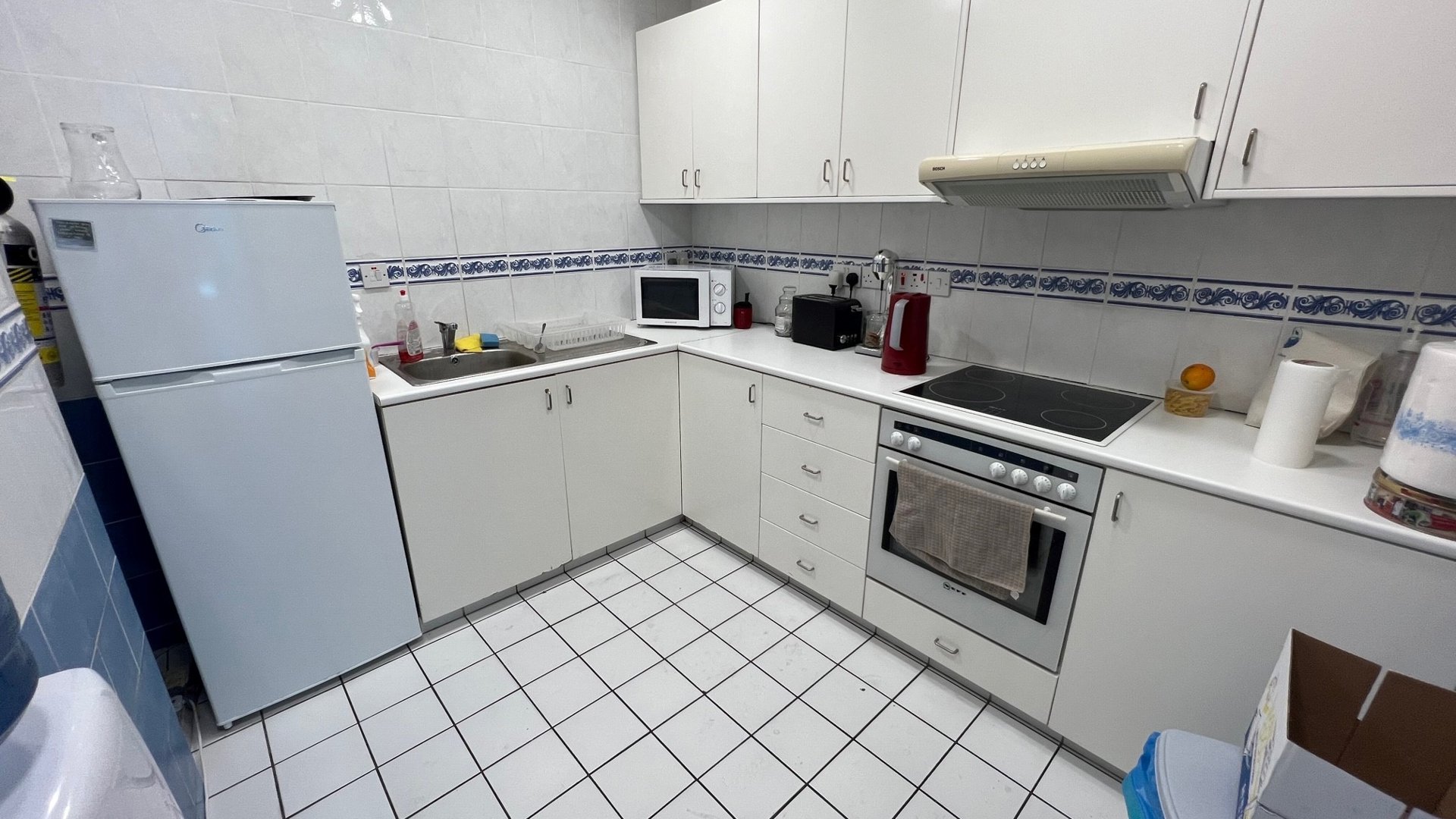 420m2 Office in Limassol, Cyprus No. 28085