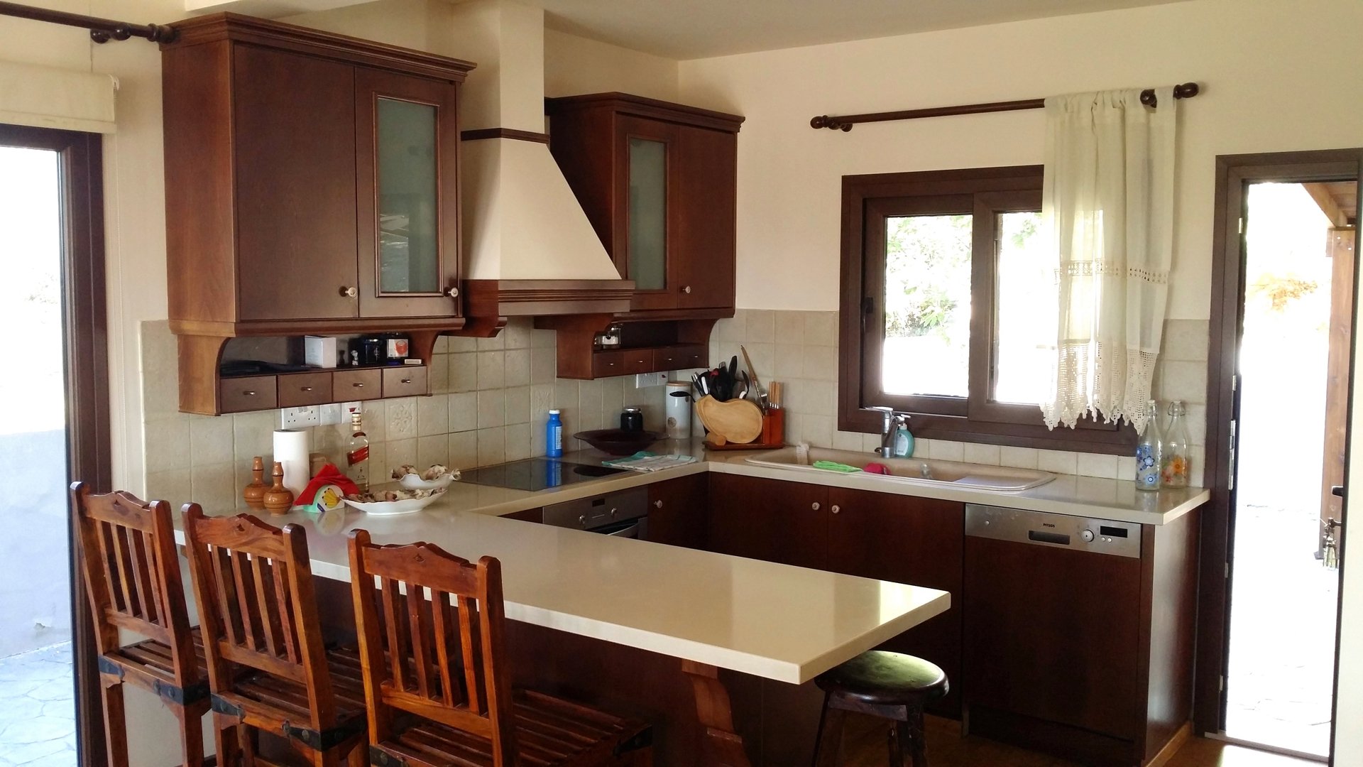 5 bedrooms Villa in Moniatis, Limassol, Cyprus No. 28221