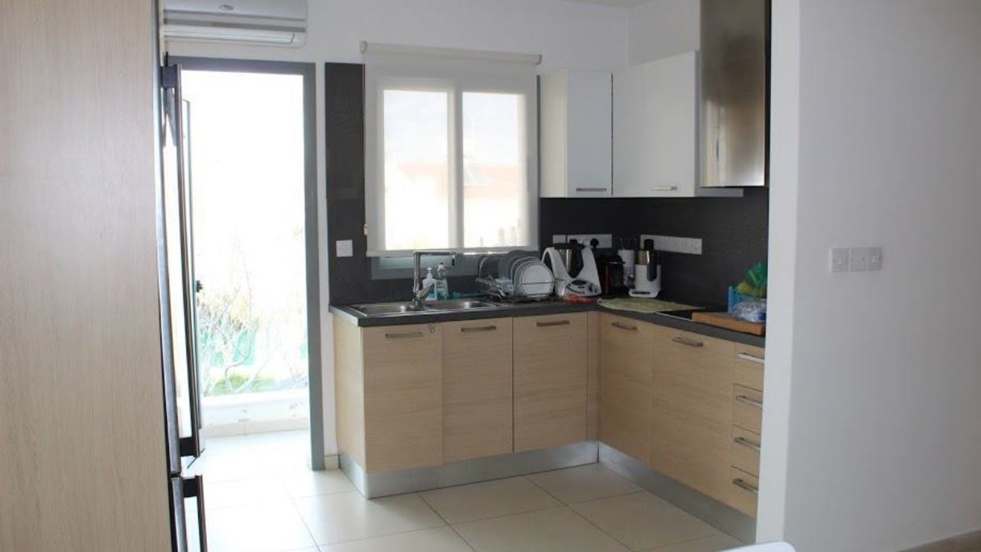 3 bedrooms Penthouse in Limassol, Cyprus No. 25796