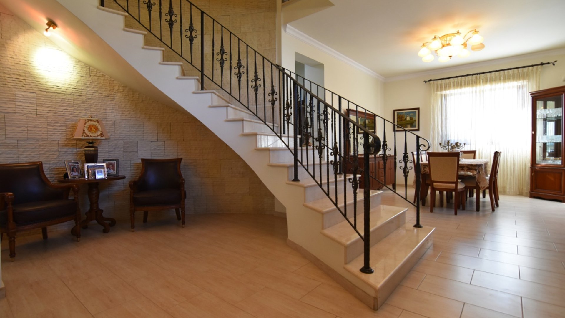 4 bedrooms Villa in Ypsonas, Limassol, Cyprus No. 25798