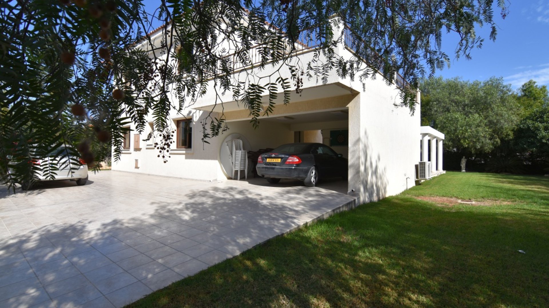 4 bedrooms Villa in Ypsonas, Limassol, Cyprus No. 25798
