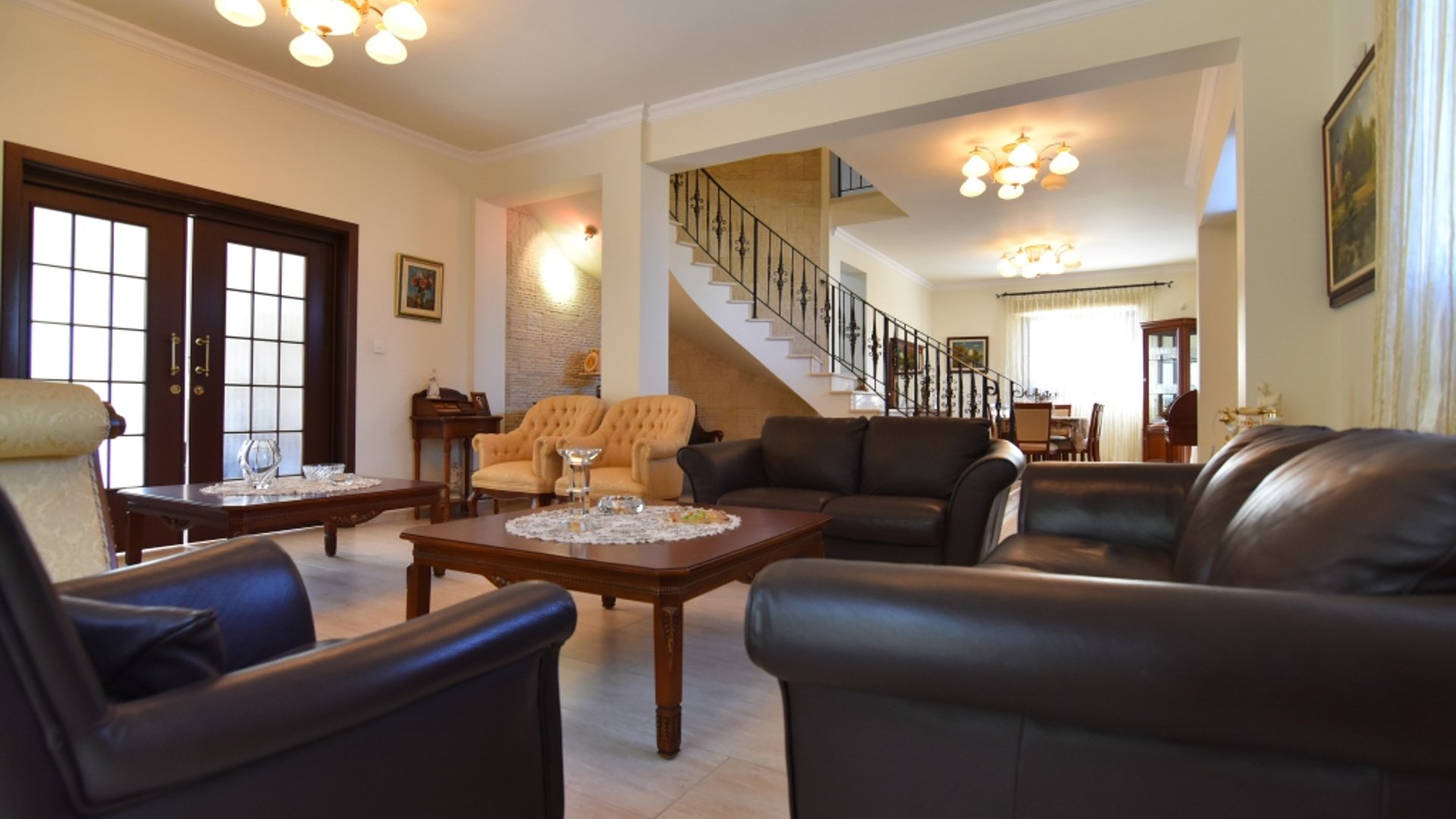 4 bedrooms Villa in Ypsonas, Limassol, Cyprus No. 25798