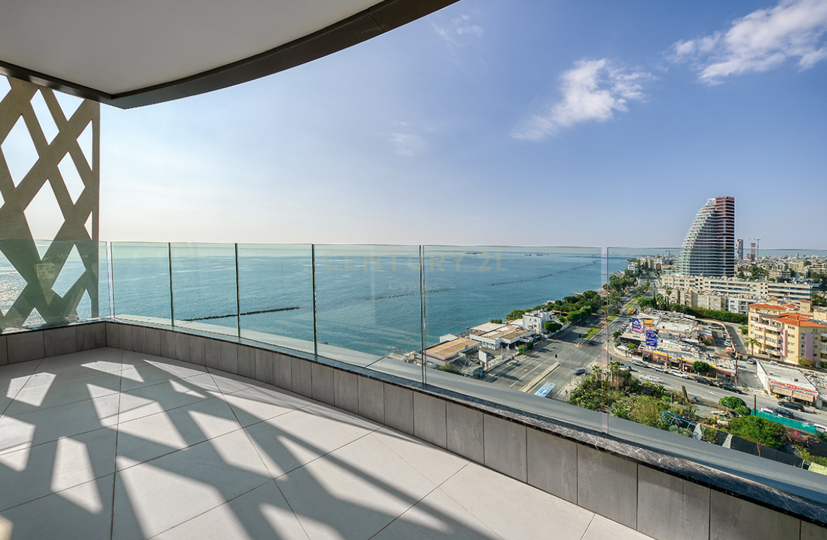 3 bedrooms Apartment in Mouttagiaka, Limassol, Cyprus No. 27625