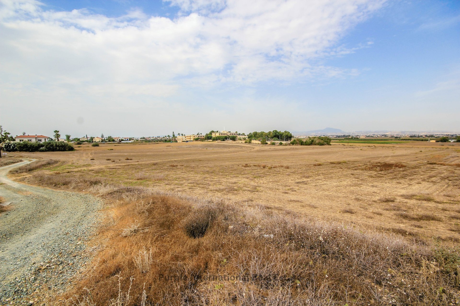 Terrain à Pervolia, Larnaka, Chypre No. 36179