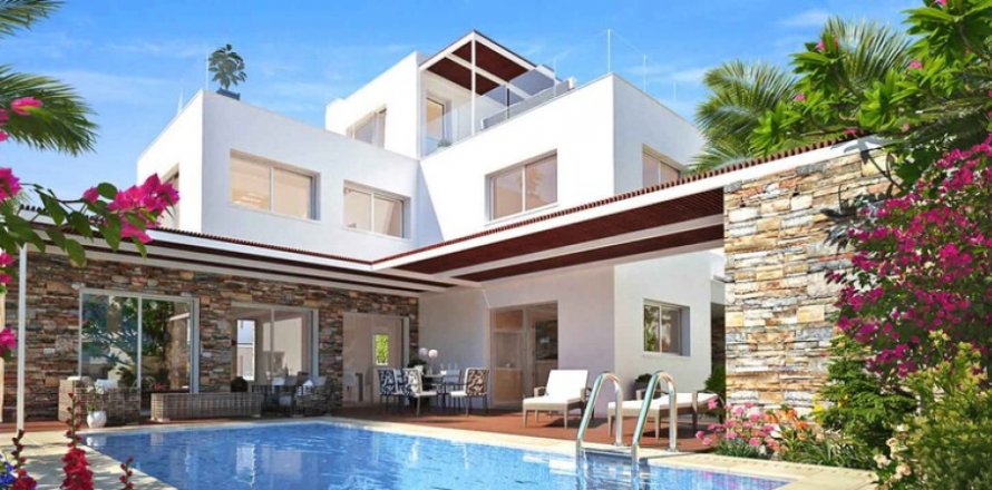 4 bedrooms Villa in Paphos, No. 38733