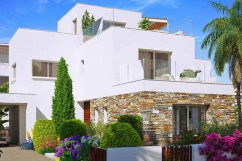 4 bedrooms Villa in Paphos, No. 38732