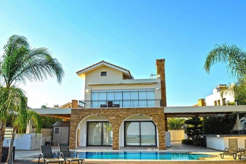 5 bedrooms Villa in Ayia Napa, Ammochostos, No. 45886 2