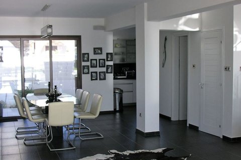 5 bedrooms Villa in Ayia Napa, Ammochostos, No. 45886 9