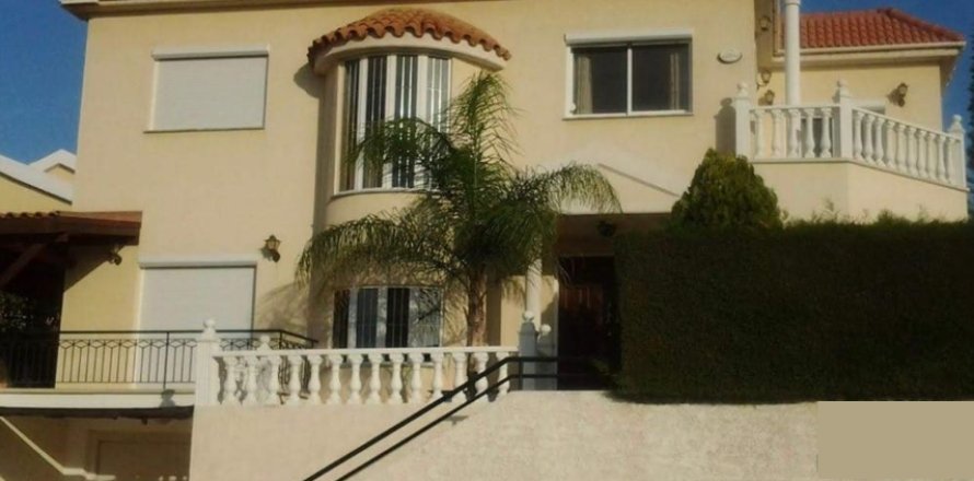 4 dormitorios Villa en Agios Tychonas, Limassol,  No. 55848