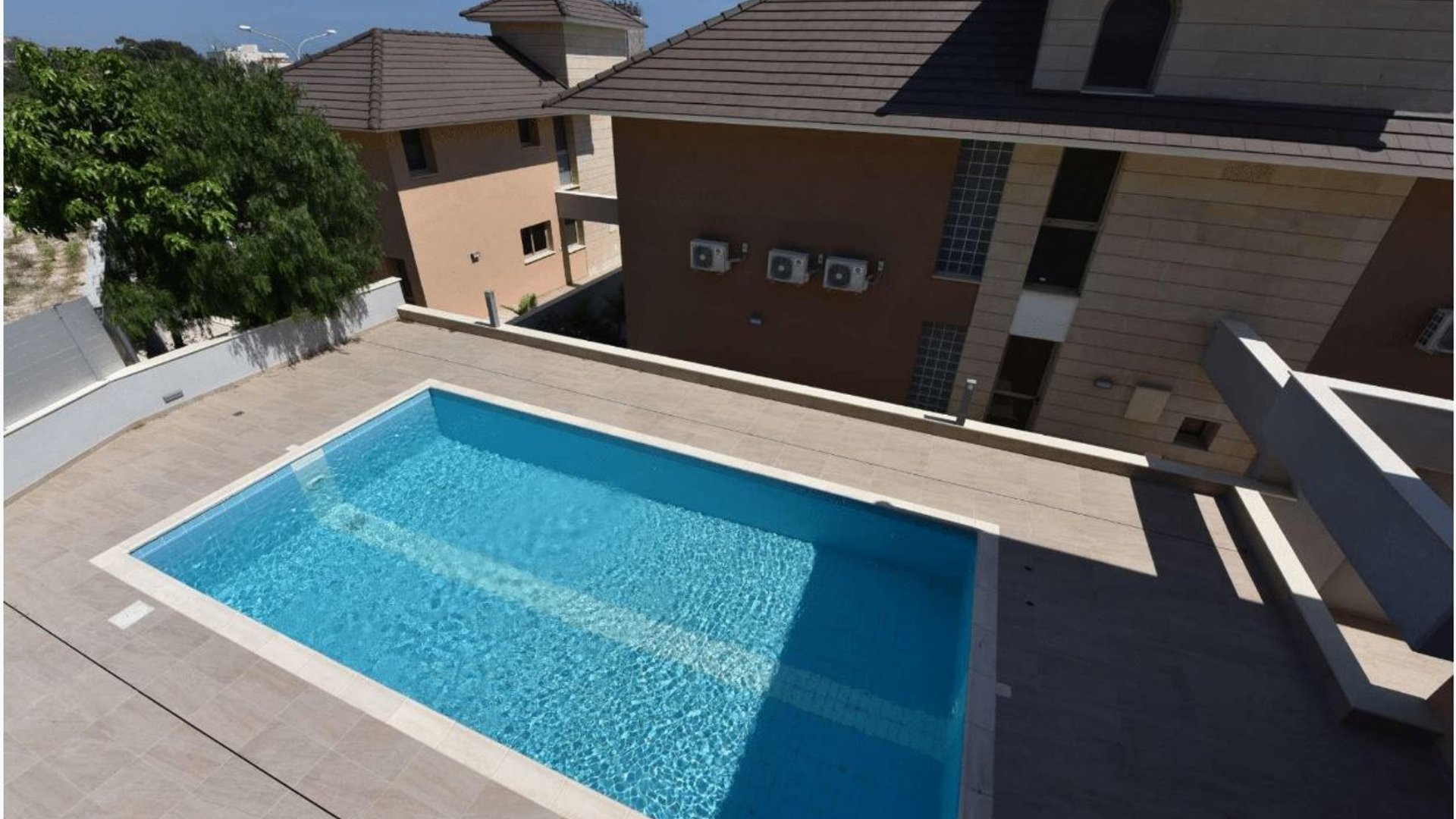 3 bedrooms Villa in Limassol, Cyprus No. 26149