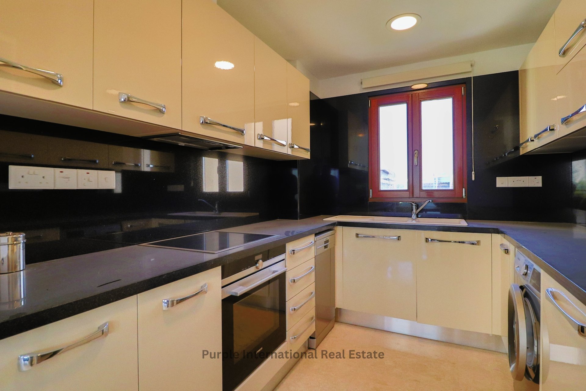 Квартира с 2 спальнями в Aphrodite Hills, Куклия, Пафос, Кипр № 36283