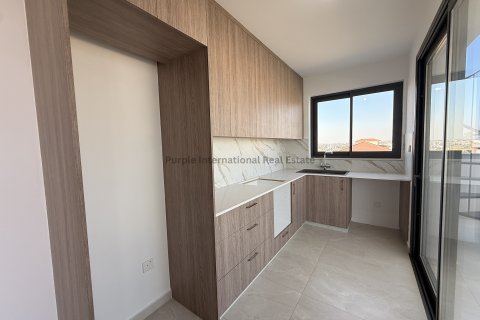 2 bedrooms Apartment in Larnaka,  No. 51858 2