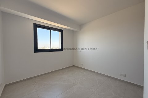 2 bedrooms Apartment in Larnaka,  No. 51858 4