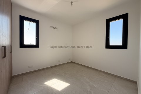 2 bedrooms Apartment in Larnaka,  No. 51858 6